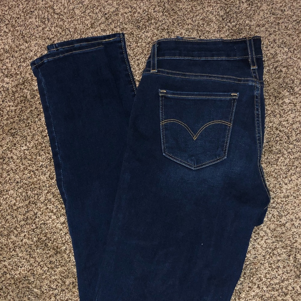 2 for $25 NWOT Levi’s 711 Stretchy Skinny Jean